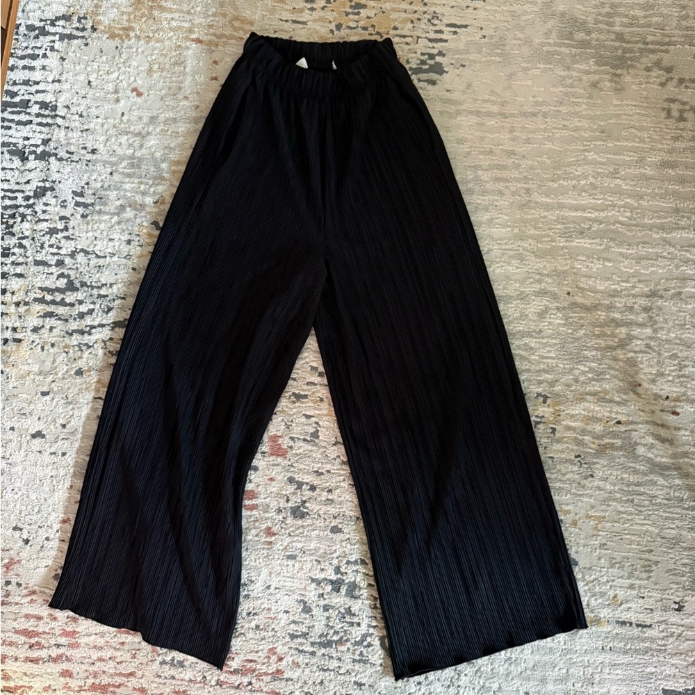 OAK + FORT Black Pleated Skirt